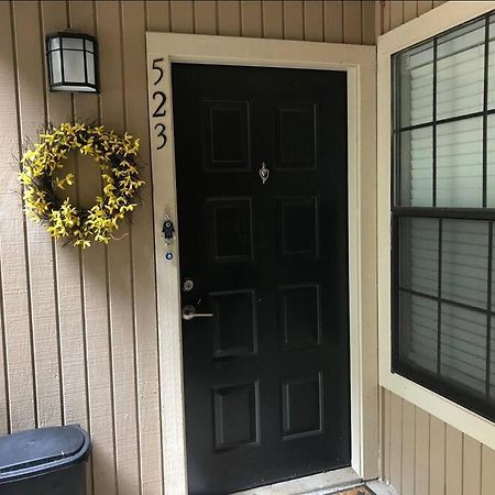 Lovely 1-Bedroom Rental Space With Free Parking Charlotte Extérieur photo