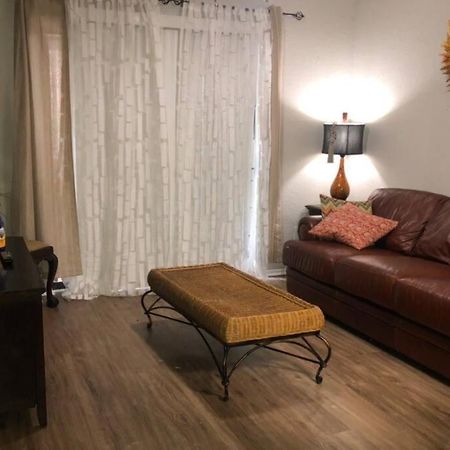 Lovely 1-Bedroom Rental Space With Free Parking Charlotte Extérieur photo